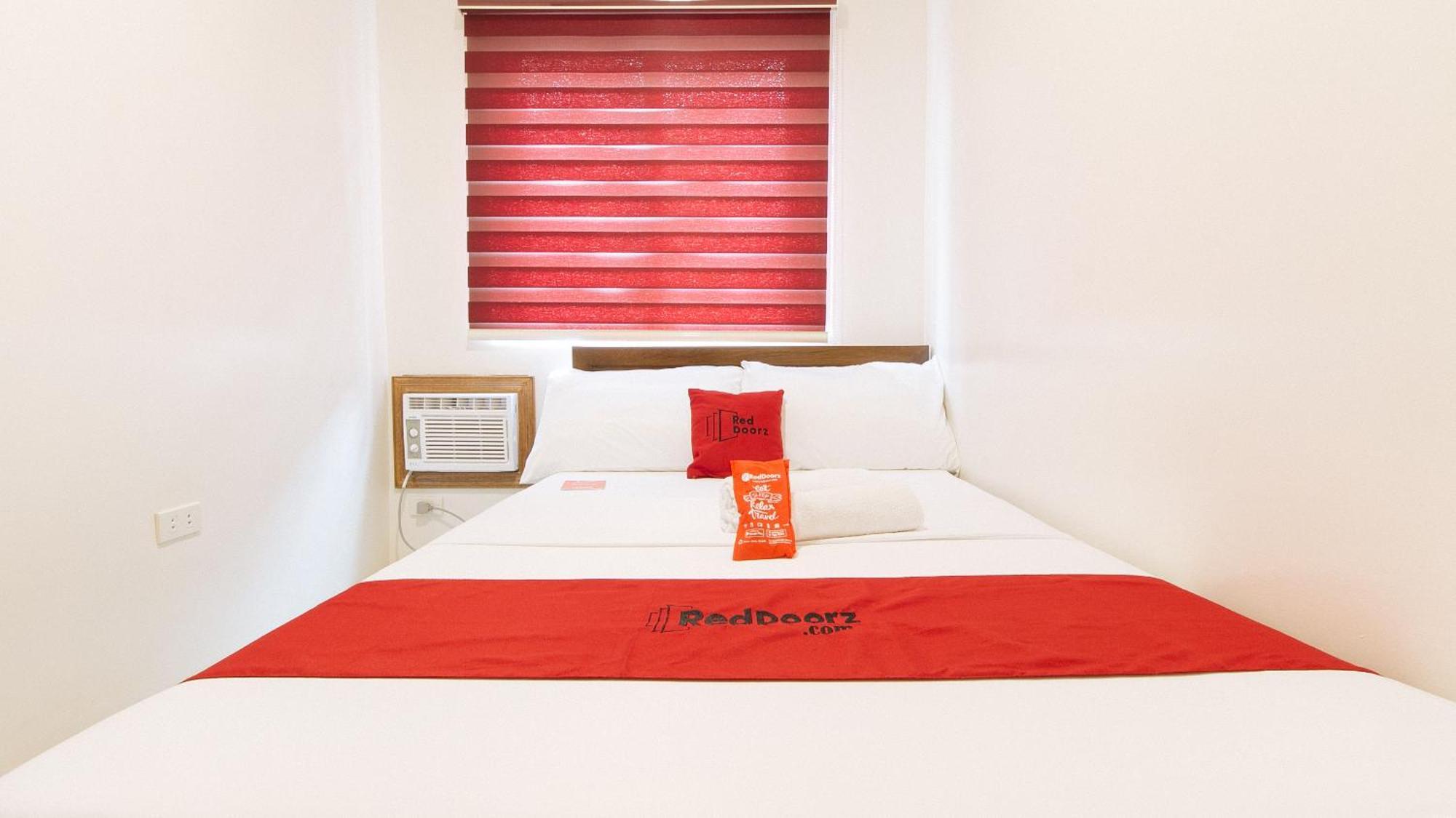 Reddoorz Near Fernwoods Garden Quezon City Exterior photo