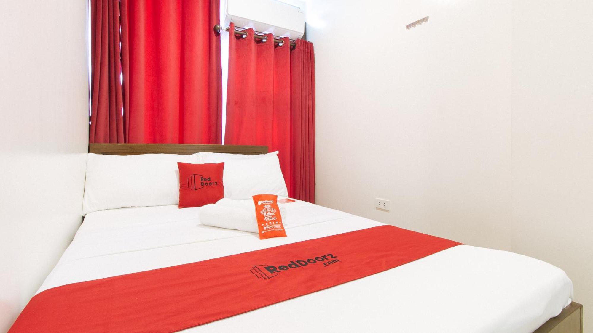 Reddoorz Near Fernwoods Garden Quezon City Exterior photo