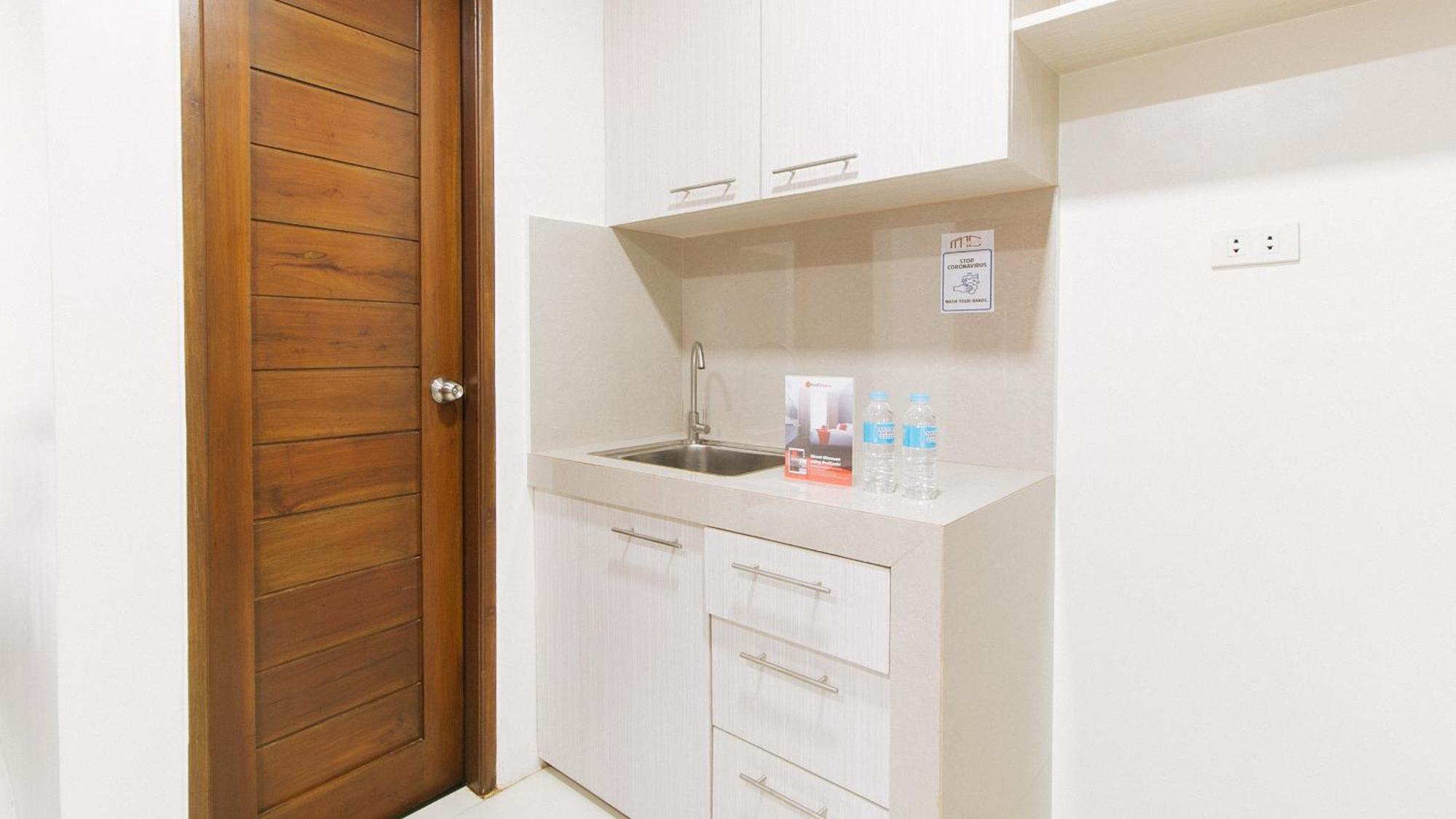 Reddoorz Near Fernwoods Garden Quezon City Exterior photo