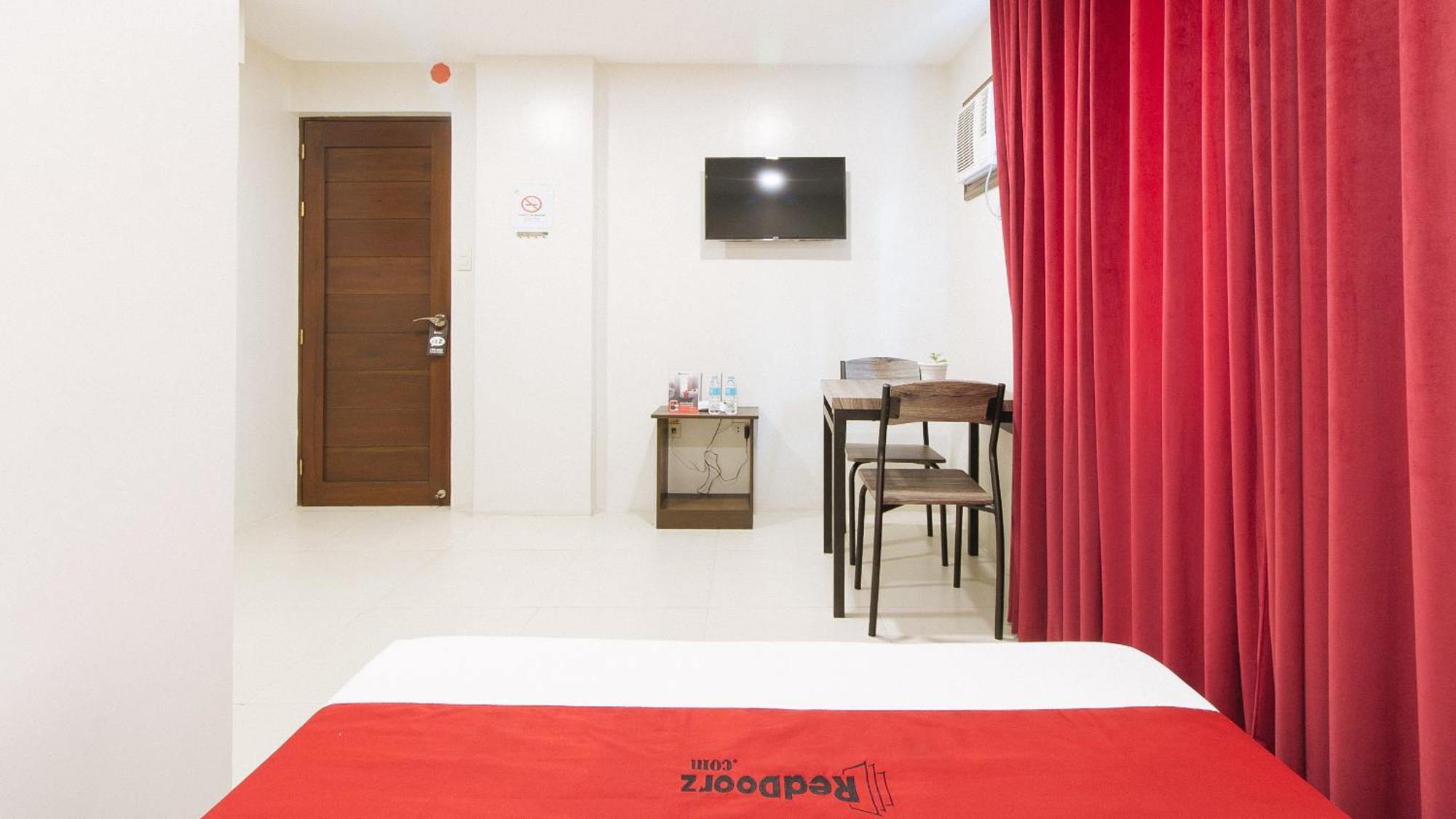 Reddoorz Near Fernwoods Garden Quezon City Exterior photo