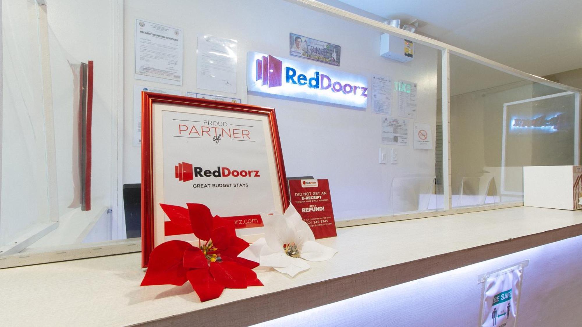 Reddoorz Near Fernwoods Garden Quezon City Exterior photo