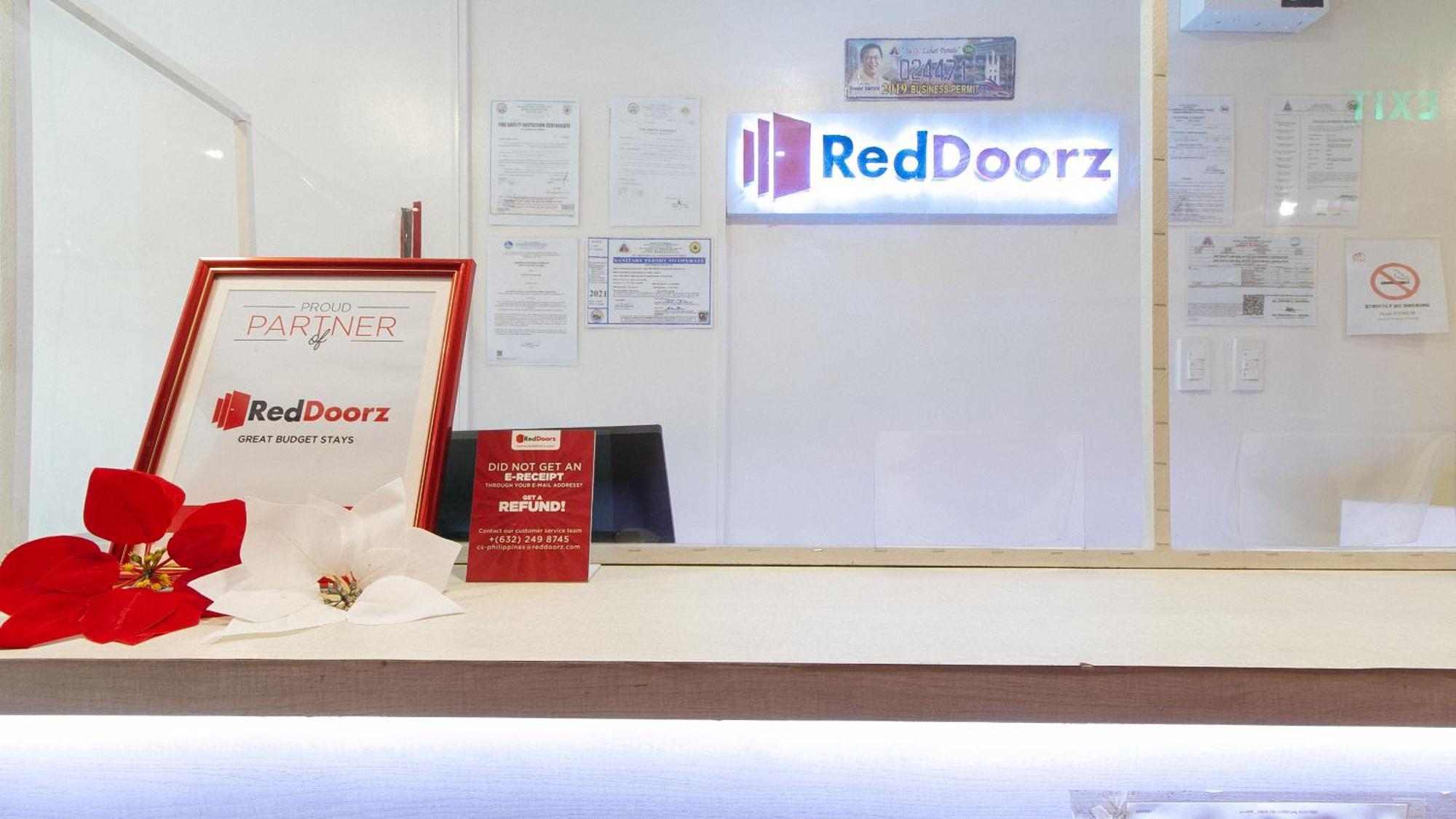 Reddoorz Near Fernwoods Garden Quezon City Exterior photo